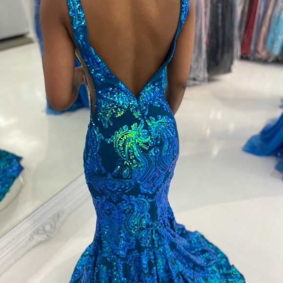 Mermaid Dresses 2020 Prom Dresses Yellow 2019 Royal Blue Sequin Mermaid  Prom Dress Long Sleeve V